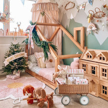 Load image into Gallery viewer, Merry Christmas Tree Banner